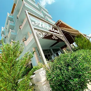 abedinis-guesthouse-sarande.albaniahotels.org/