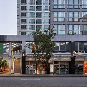 https://carmana-plaza.vancouver-hotels-bc.net