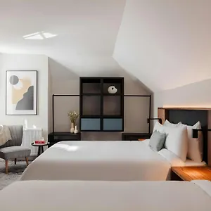 https://sonder-the-earl-hotel.dublin-hotelsweb.com